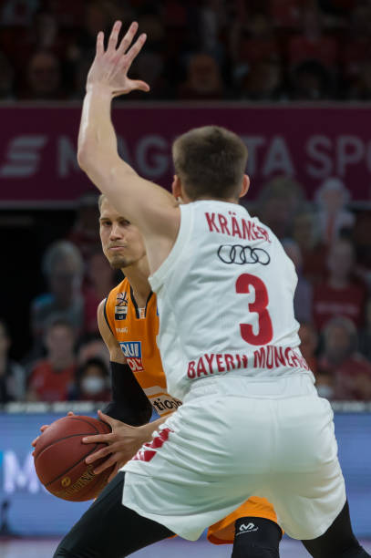 不仅限制了 不仅限制了