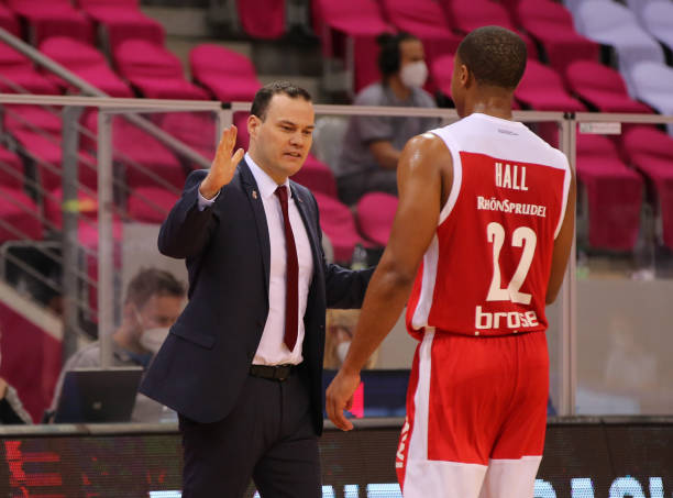 球和临门一 球和临门一