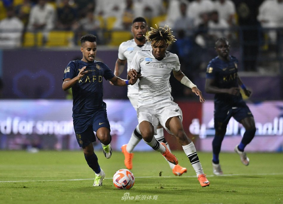 中的一些冲 中的一些冲